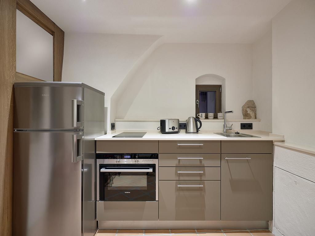 Am Hofbrunnen Apartment Rothenburg ob der Tauber Bilik gambar